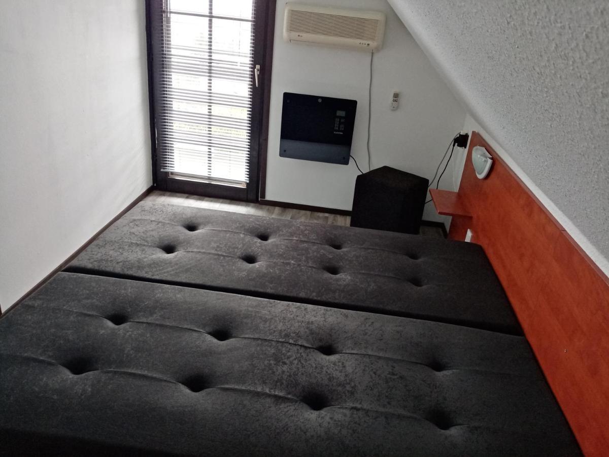 Karesz Nyaralohaz Villa Zalakaros Luaran gambar