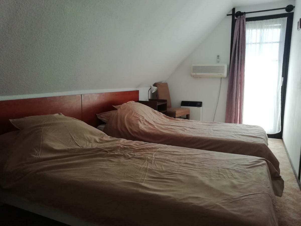 Karesz Nyaralohaz Villa Zalakaros Luaran gambar